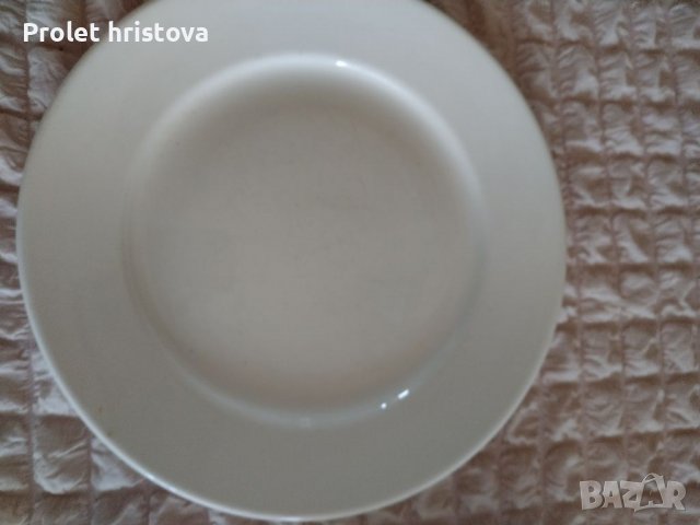 Бели чинии за хранене, снимка 1 - Чинии - 38824891