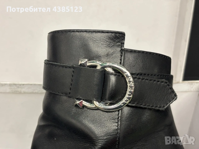 Боти Guess, снимка 2 - Дамски боти - 53449422