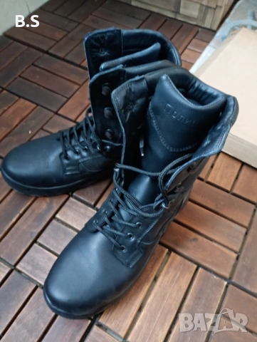 Полицейски кубинки 