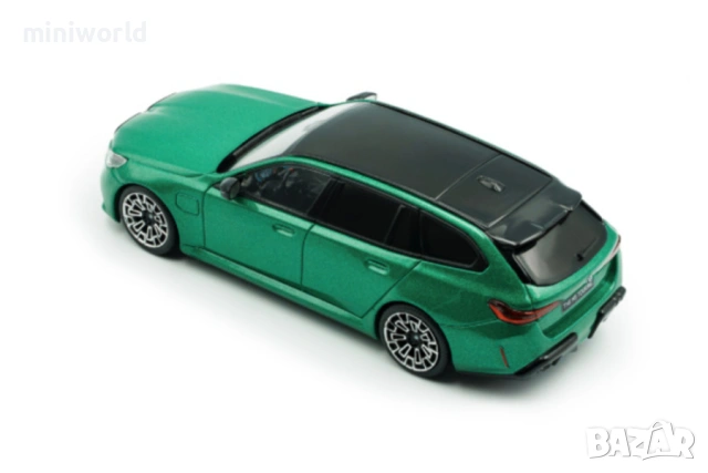 BMW M5 Touring Kombi 2024 - мащаб 1:43 на Solido моделът е нов в PVC дисплей-кейс, снимка 16 - Колекции - 53443543