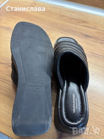 Кожени чехли  Vagabond, снимка 4 - Чехли - 51568833