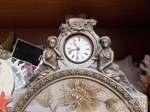 Много стар каминен часовник - притежавайте тази красота в дома и колекцията си . 