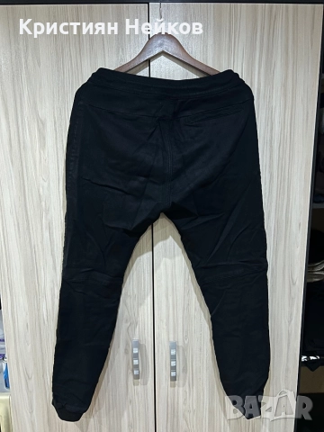 Карго панталон Bershka - S размер, снимка 2 - Панталони - 52565942