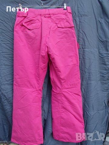 Продавам нови дамски панталони за сноуборд Powder Room, снимка 9 - Зимни спортове - 28031838