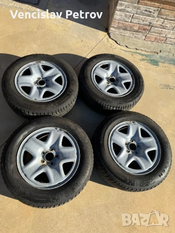 Гуми с Джанти 225/65/17