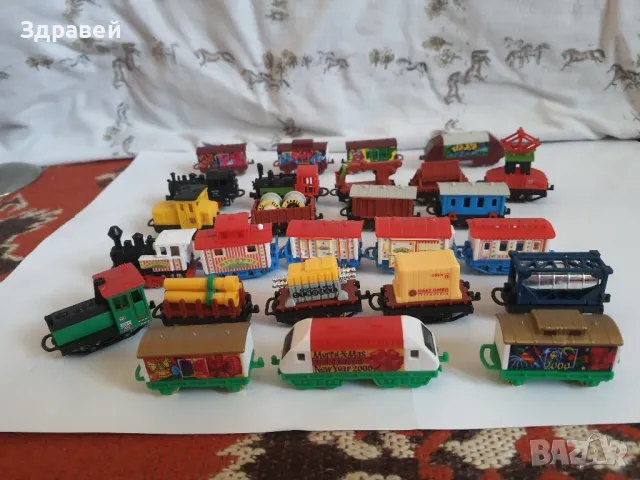 стари киндер играчки , снимка 2 - Други ценни предмети - 48825714