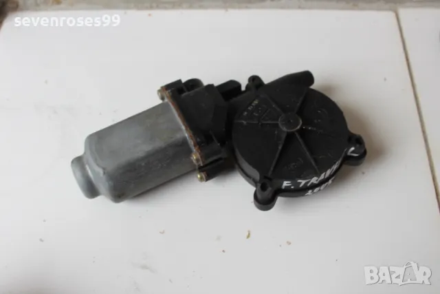 Ел машинка стъкло лява Форд Транзит 2005 Ford Transit 400473T3, снимка 2 - Части - 49323361