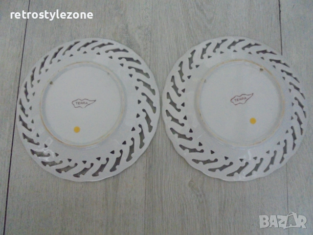№ 8255 Две колекционерски порцеланови чинии / пана – TERRA , снимка 5 - Други ценни предмети - 51661022