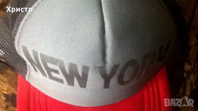 шапка детска с козирка, уникална, маняшка Ню Йорк, снимка 3 - Шапки, шалове и ръкавици - 27593042