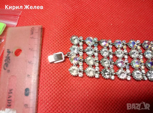 КРАСИВА ПОСРЕБРЕНА РЕТРО СТИЛ ГРИВНА с ИСКРЯЩИ ФАСЕТИРАНИ КРИСТАЛИ 47432, снимка 7 - Гривни - 47298470
