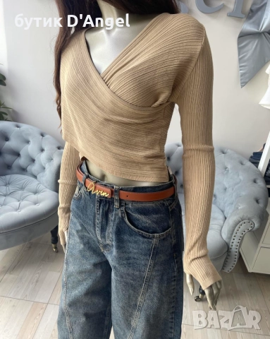 Блуза с прехлупване в кафяв цвят