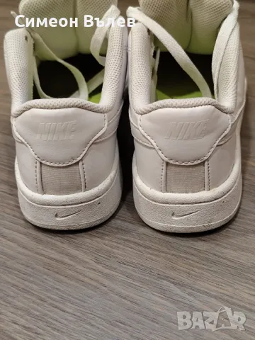 Сникарси Nike , снимка 2 - Маратонки - 49672261