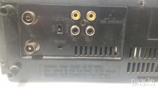 Akai VS-R110EDG video casette player VHS Japan, снимка 9 - Плейъри, домашно кино, прожектори - 51316577