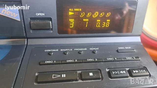 Sony SD чарджър, снимка 2 - Декове - 51073547