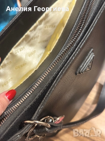 Дамска оригинална чанта Guess, снимка 3 - Чанти - 52867125