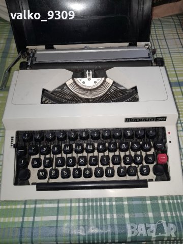 Пишеща машина марица 30, снимка 2 - Антикварни и старинни предмети - 43549106