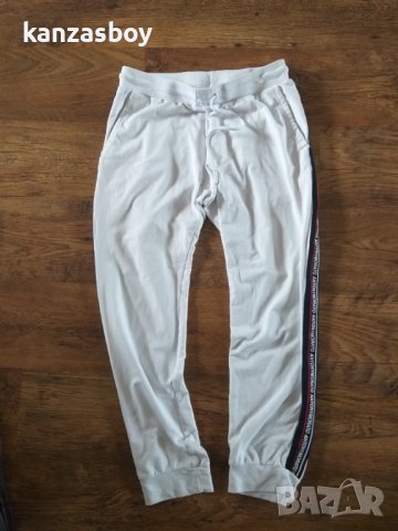 antony morato - страхотно мъжко долнище , снимка 4 - Спортни дрехи, екипи - 43316158