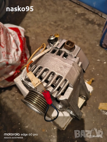 Части за Тойота Корола Версо -динамо ,ребра за таван без куфар ,масло туби по 5 литра !, снимка 13 - Части - 52964311