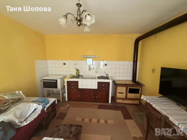 Двуетажна къща за продажба в град Петрич, снимка 8 - Къщи - 52169815