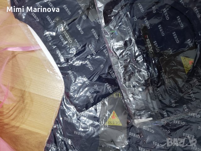 Памучна тениска #Guess с къс ръкав Налична в черно,тъмно синьо и червено, снимка 3 - Тениски - 32856260