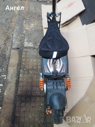 Електрическа тротинетка със седалка ТОП! 1000W, снимка 11 - Скейтборд, ховърборд, уейвборд - 53395162