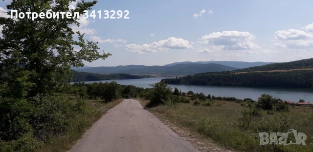 Продавам УПИ във вилната зона на с. Ковачевци обл. Перник яз. Пчелина /Лобош 