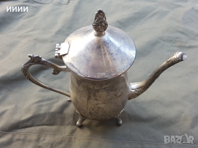 Посребрен чайник 