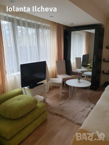 Продава уютно студио  