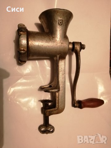 Ръчна месомелачка, снимка 3 - Месомелачки - 35632626