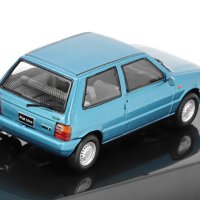 Fiat Uno 1983 - мащаб 1:43 на IXO моделът е нов в PVC дисплей-кейс, снимка 2 - Колекции - 44061090