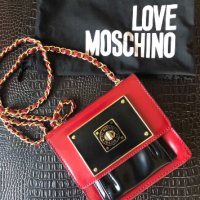 Оригинална чанта Love Moschino, снимка 1 - Чанти - 40310067