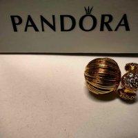 гривна и талисмани на Pandora , снимка 9 - Гривни - 43806213