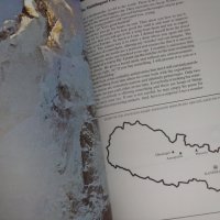 Книга фото албум Everest - the Bulgarian Way, Методи Савов и Милан Огнянов, снимка 4 - Колекции - 43982917