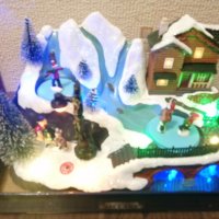 Коледно селце с ледени пързалки на марката MAGIC VILLAGE., снимка 16 - Декорация за дома - 43051390