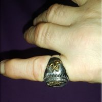 Ръката-масивен и стилен мъжки пръстен, снимка 1 - Пръстени - 34716807