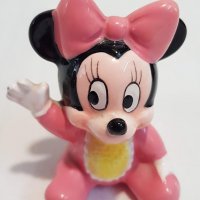 Колекционерска порцеланова фигурка Baby Minnie Mouse на Walt Disney Productions., снимка 1 - Колекции - 31347721