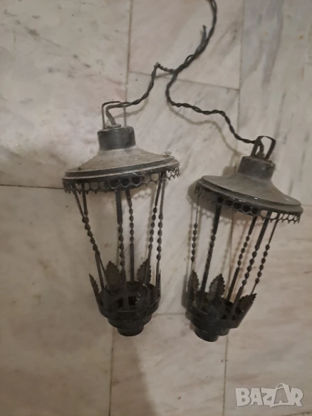 Старинни висящи метални полюлеи 2 бр., снимка 1