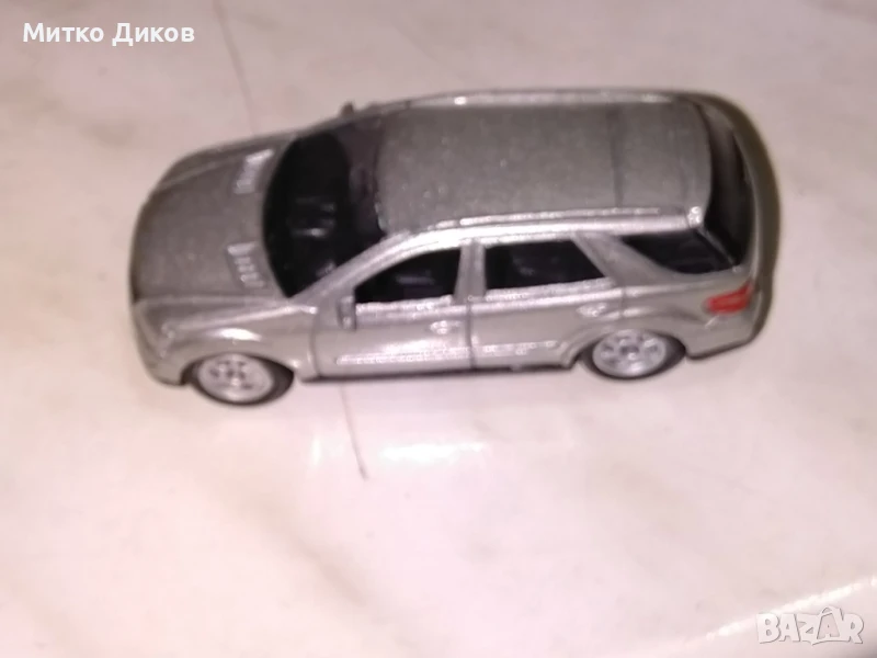 Mercedes-benz Ml350 Year 2010г. 1 :24 WELLY колекционерска количка, снимка 1