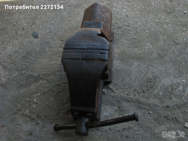 Голямо менгеме стиска с наковалня, снимка 1