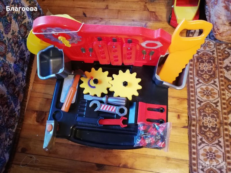 Маса с инструменти, снимка 1