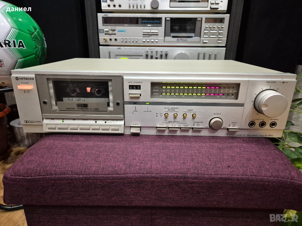Касетен дек HITACHI D-85s с отличен външен вид, без липси и надрасквания + подарък, снимка 1
