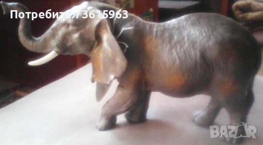 Пластмасов слон, снимка 1