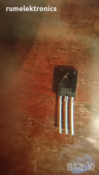 2SD882, снимка 1