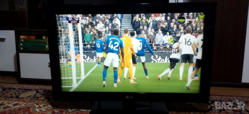 LG телевизор 32LD450 Full HD 1920 x 1080, снимка 1