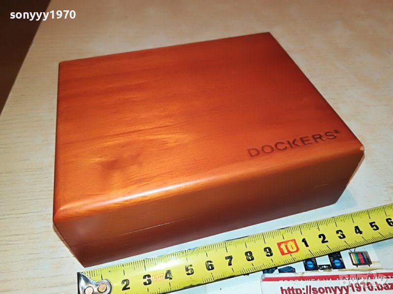 DOCKERS-ДЪРВЕНА КУТИЯ ЗА КОЛЕКЦИЯ 1804231236, снимка 1
