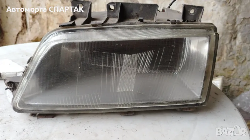 Ляв/десен фар за Peugeot 405, снимка 1