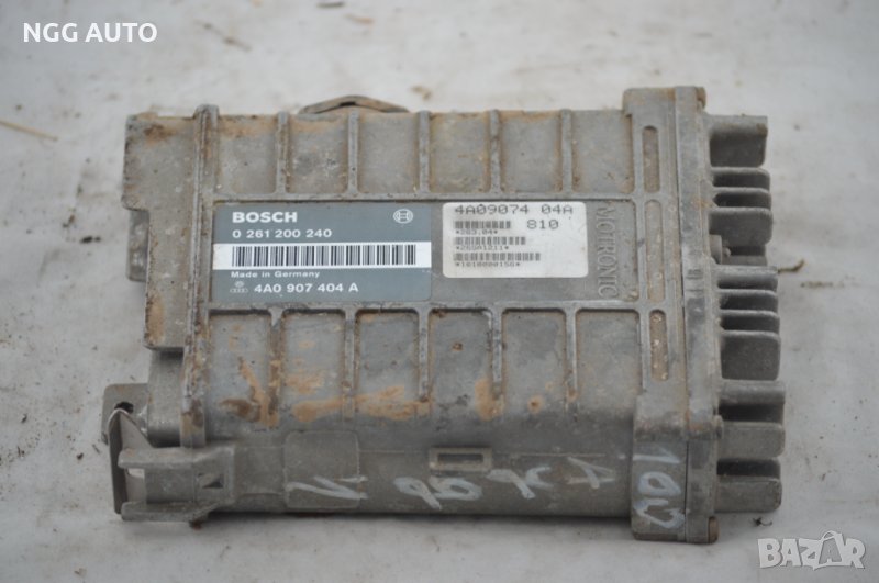Компютър Двигател ECU Bosch 4A0 907 404 A / 0 261 200 240 / 26SA1211, снимка 1