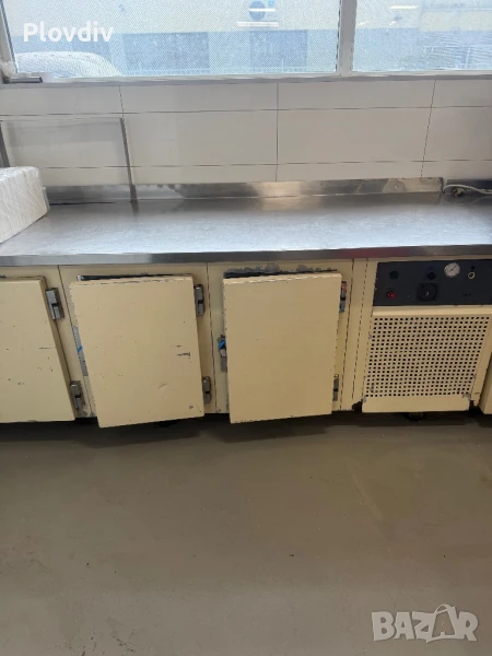 Хладилна маса, снимка 1