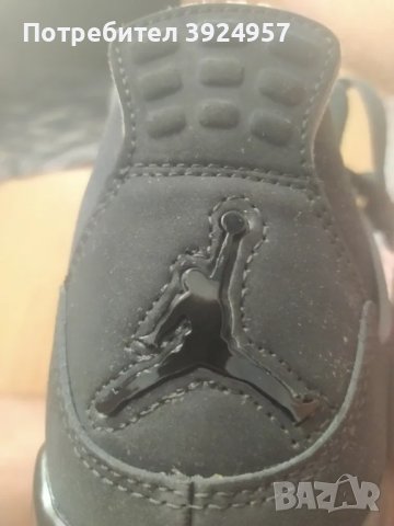 Nike Air Jordan 4 Black Cat, снимка 8 - Спортни обувки - 43465407