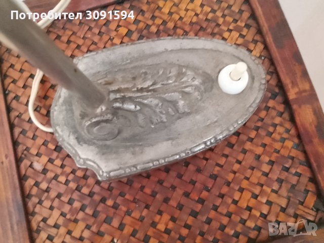 Настолна лампа от стъкло и метал, Австро-Унгария, началото на 20-ти век, снимка 7 - Настолни лампи - 43100483